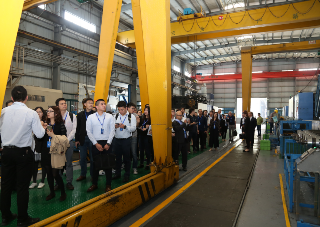 參觀管材管件生產車間